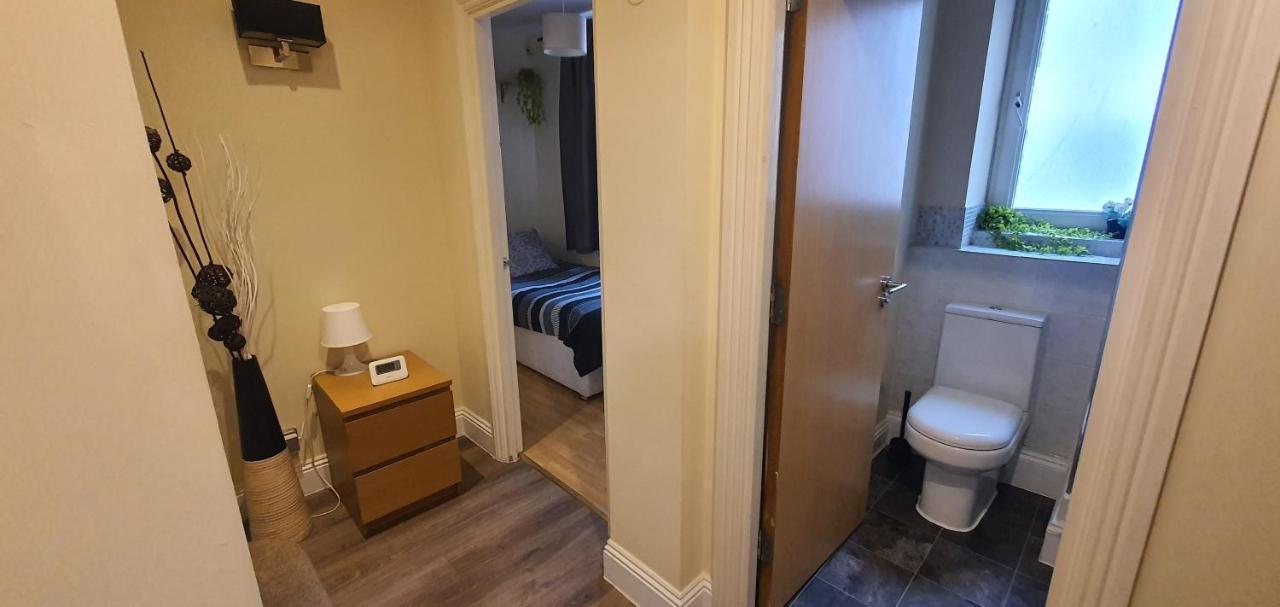 Double Room&Private Bath Near The Square Mile Лондон Экстерьер фото