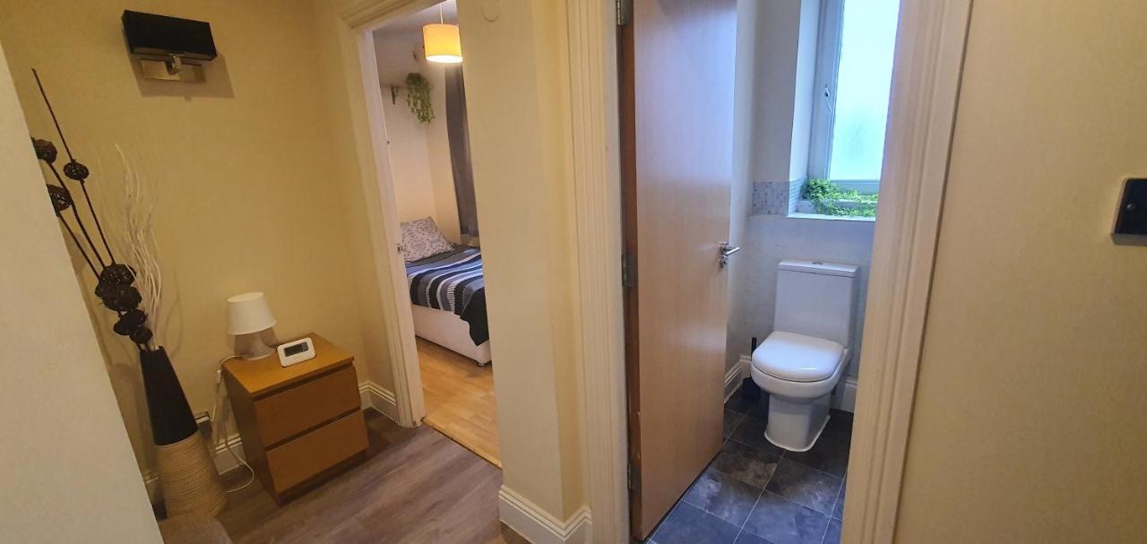 Double Room&Private Bath Near The Square Mile Лондон Экстерьер фото