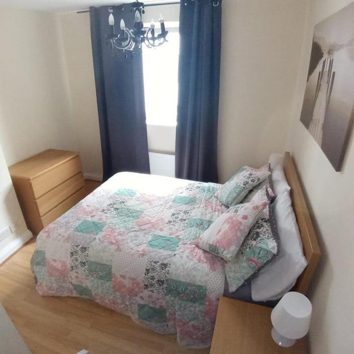 Double Room&Private Bath Near The Square Mile Лондон Экстерьер фото